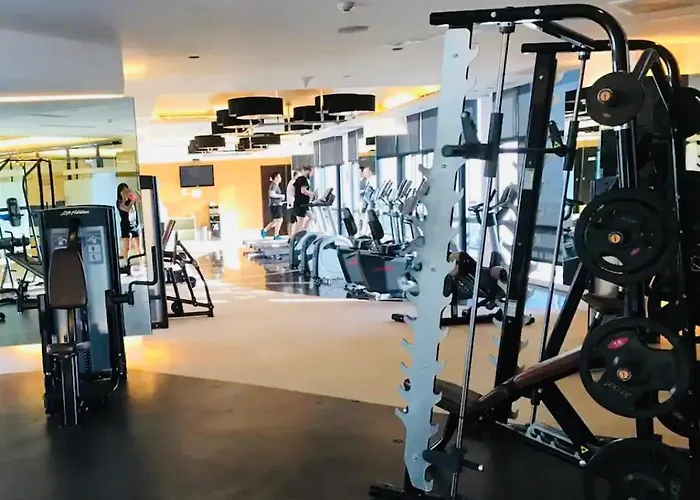 Aparthotel Gramercy Residences Cozy 1br With 600mbps & Free Amenities View 4*